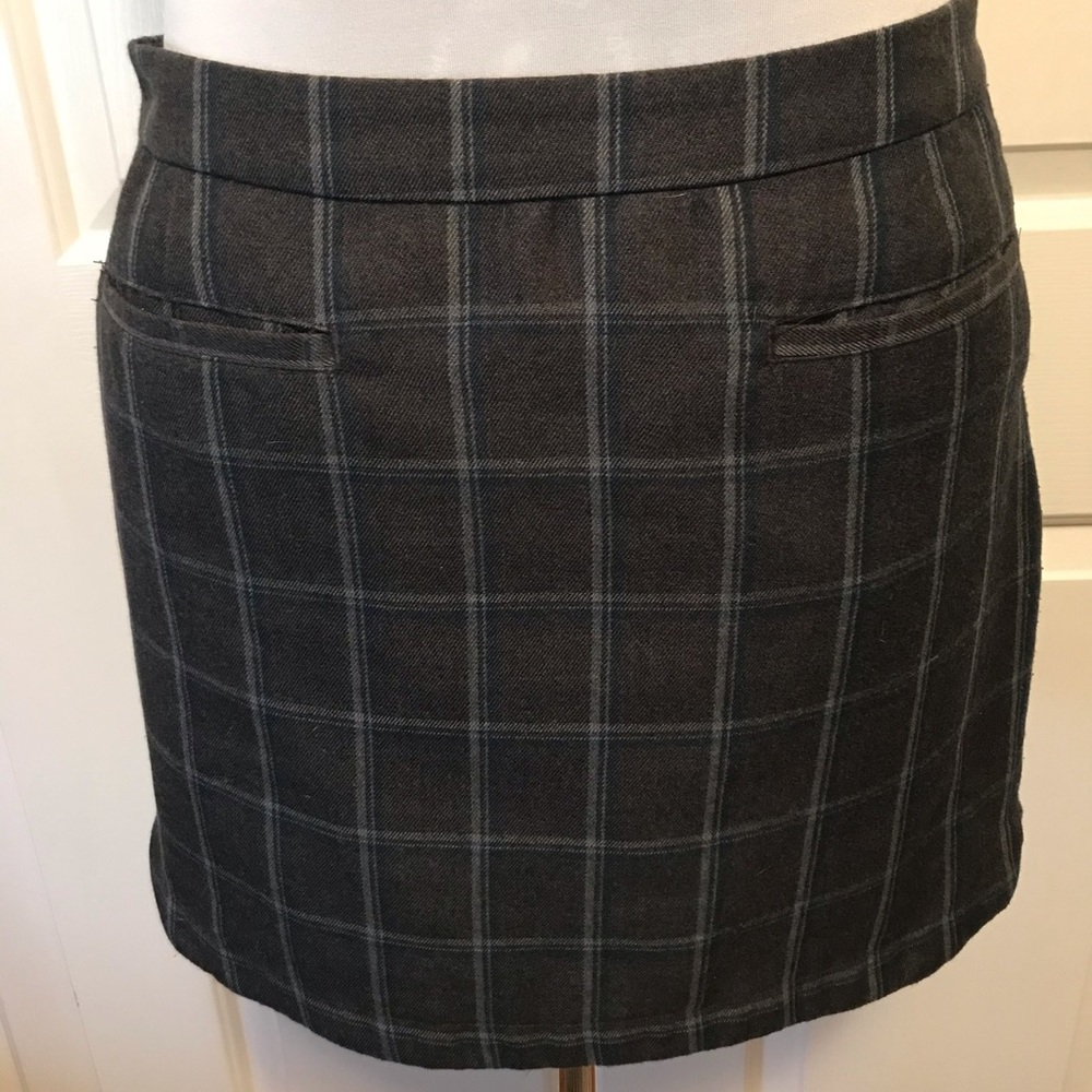 Gap mini skirt